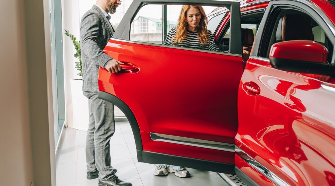Car payments just hit a record $787 a month—1 in 4 new-car buyers is now signing a 7-year loan | Fortune