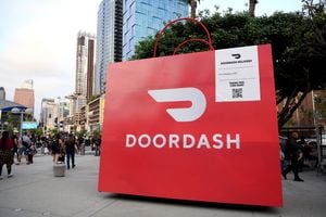 DoorDash adds Macy’s, Anthropologie, Vans, Timberland, North Face