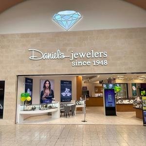 Daniel’s Jewelers Acquired by Sherwood Family and AJS Creations CEO Tejas Shah | the Centurion | the Centurion