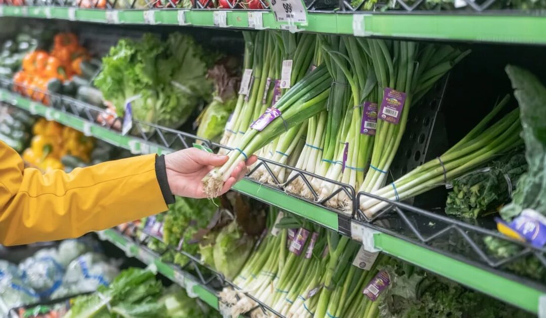 Confidence in grocery food safety falls to record low