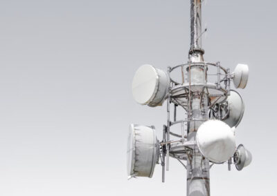 AT&T, T-Mobile And Verizon Have Officially Teamed Up To End Coverage Gaps